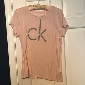Pink Calvin Klein t-shirt